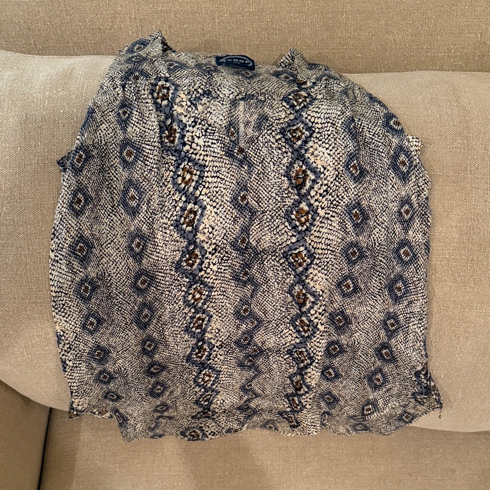 Scoop Blue and Cream Patterned Sleeveless Top
